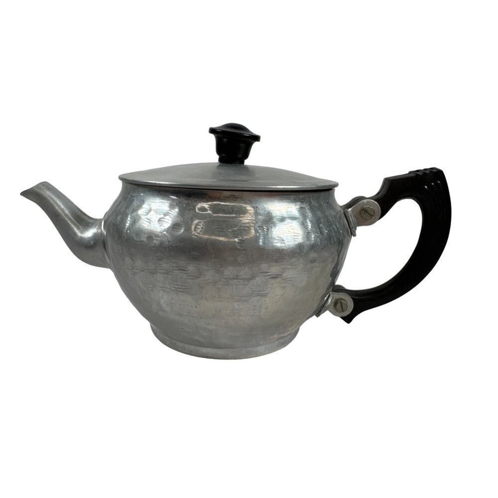 Vintage '50s N C Joseph Ltd. Stratford On Avon J106A Aluminum Hammered Teapot